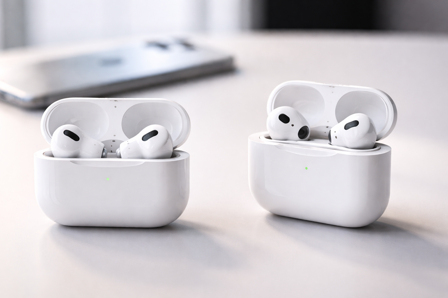 Read more about the article AirPods Pro vs AirPods 3: Which is Better for iPhone Users?
